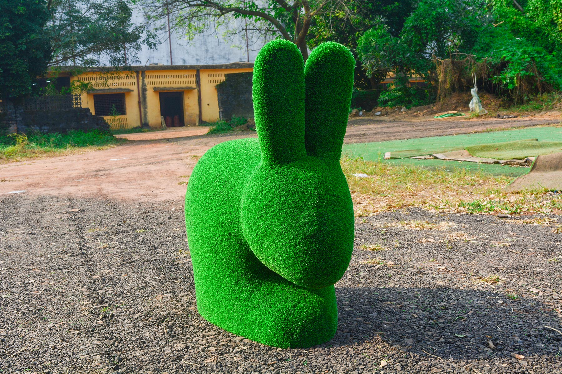 Artificial Grass Rabbit Chair – Artificial Turf | Artificial Grass | Revturf