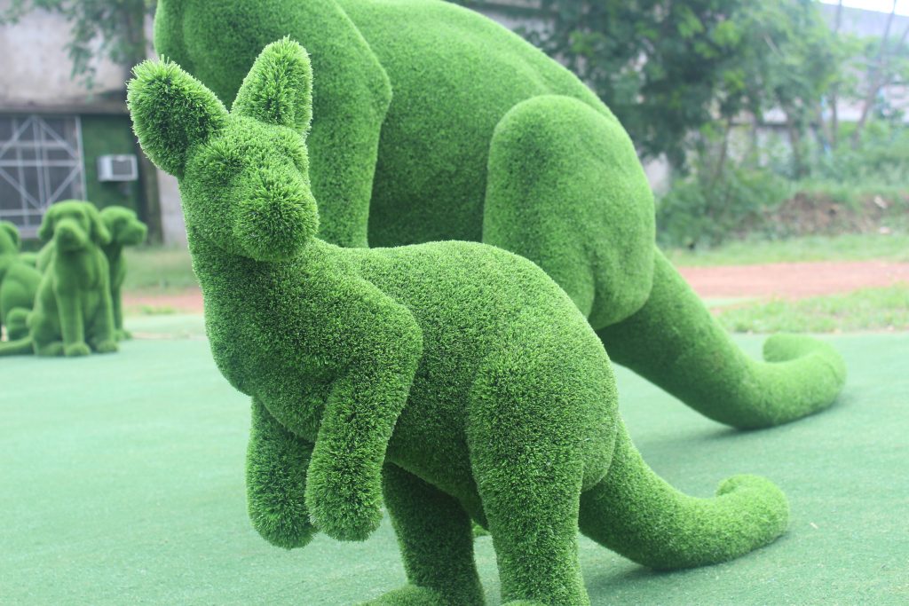 Topiaries – Enchanted art forms – Artificial Turf | Artificial Grass |  Revturf